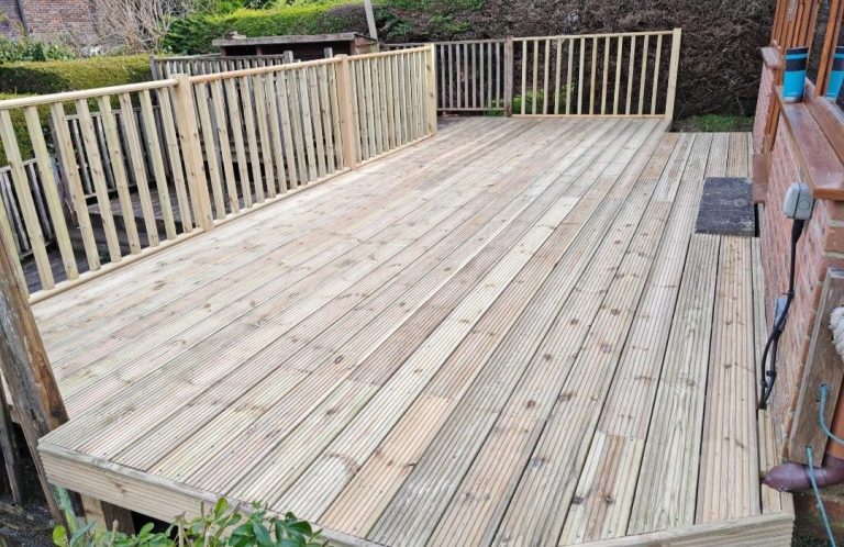 Decking Isle of Wight